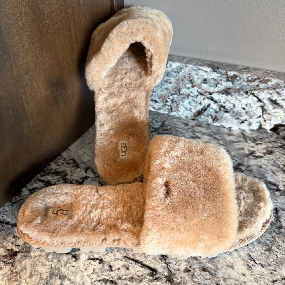 UGG Women's Cozy Tan Slippers